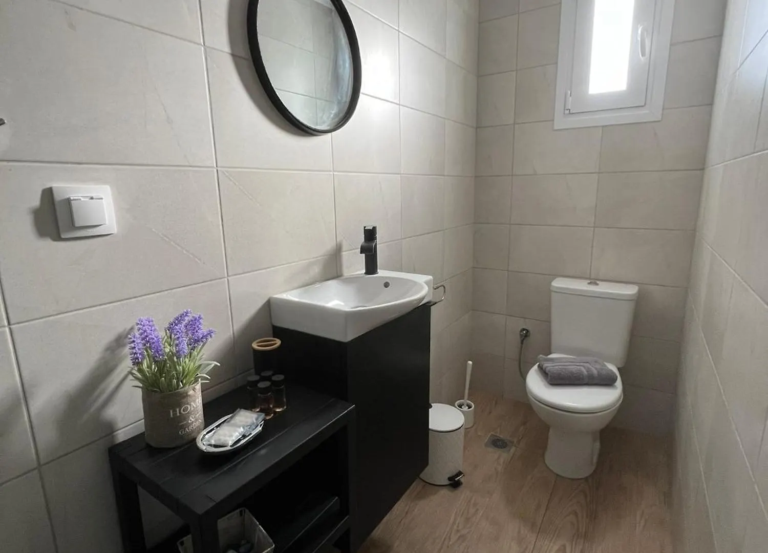 Sea Gem Apartment 2 Neo Epivates